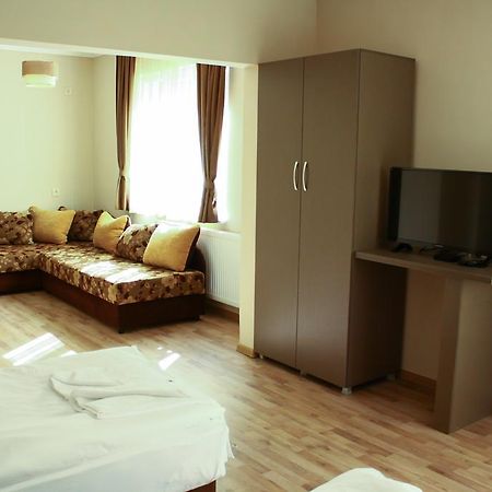 Guest House Central Kurdzhali Luaran gambar